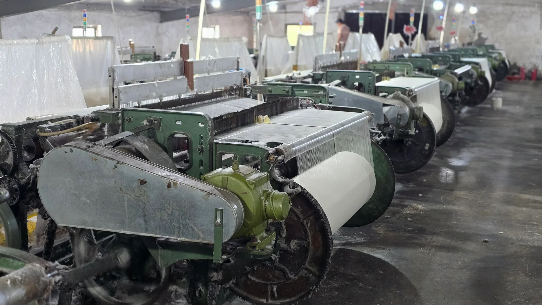 MG728 Medical Gauze Airjet Loom · Drive-side components