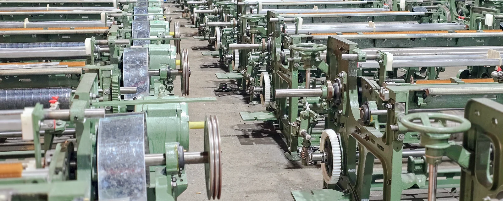 MG728 Medical Gauze Airjet Loom · Assembly workshop overview
